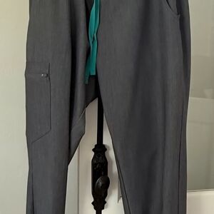 FIGS ZAMORA GRAPHITE JOGGER SCRUB PANTS